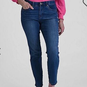 CHRISTOPHER BANKS NWT 8P Tapered Shape Fit Mid-rise The Perfect Jean